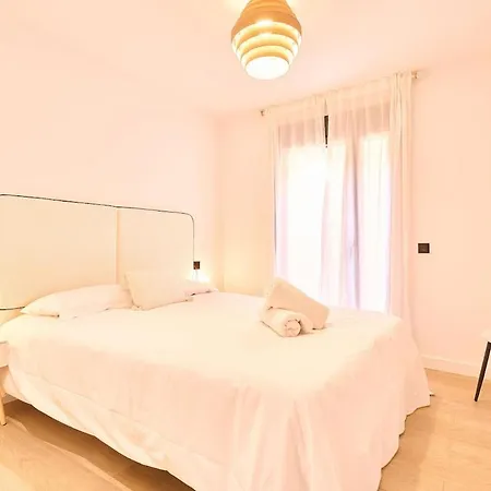 Universitas Urban Collection *